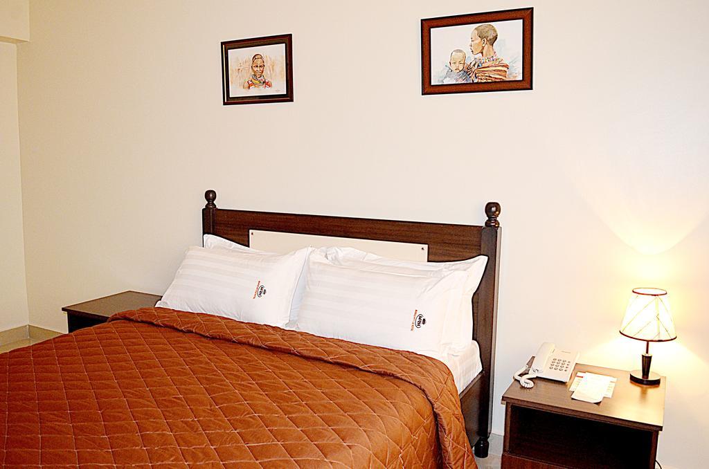 Marie'S Royale Hotel Кампала Стая снимка