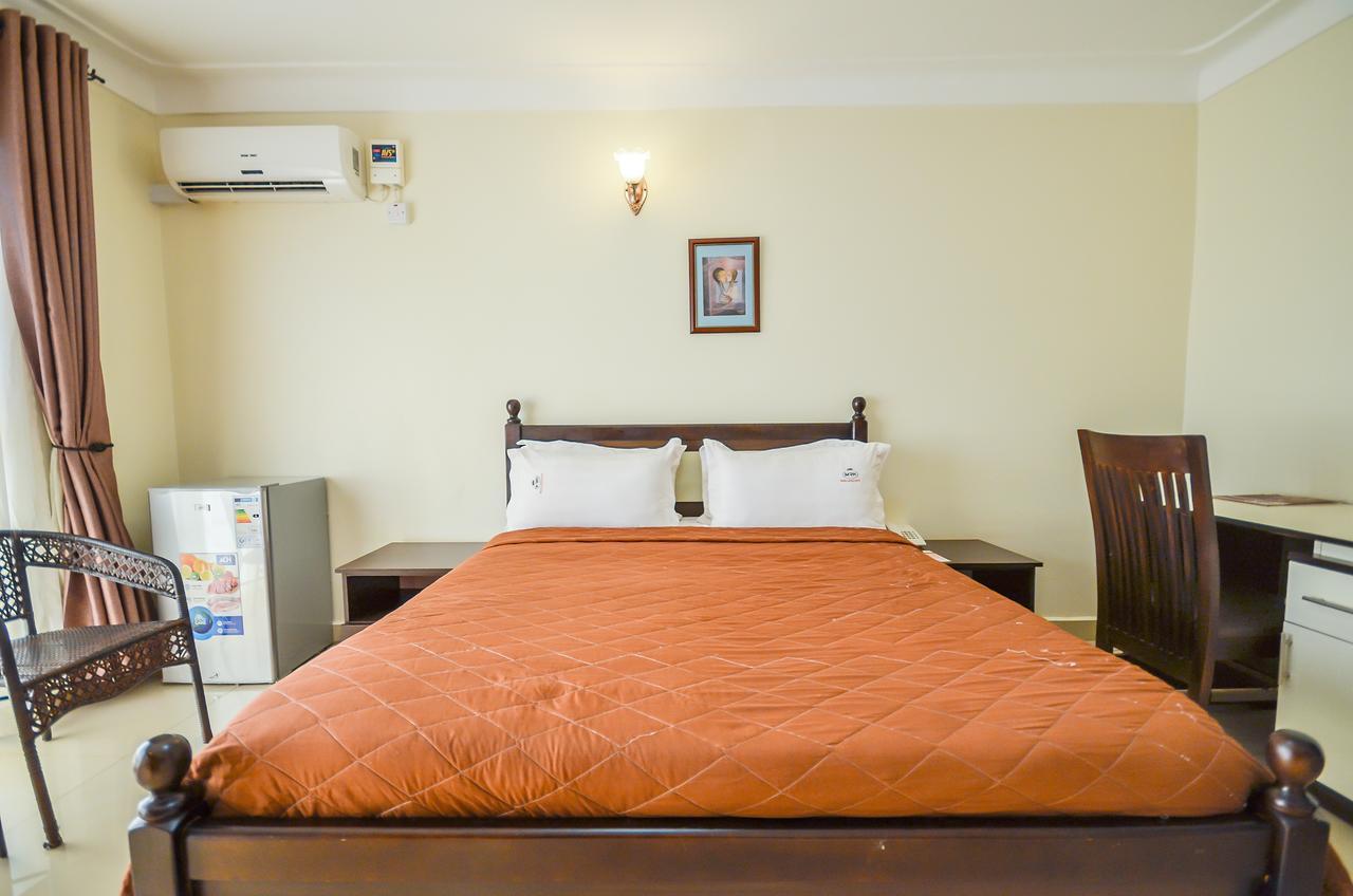 Marie'S Royale Hotel Кампала Екстериор снимка